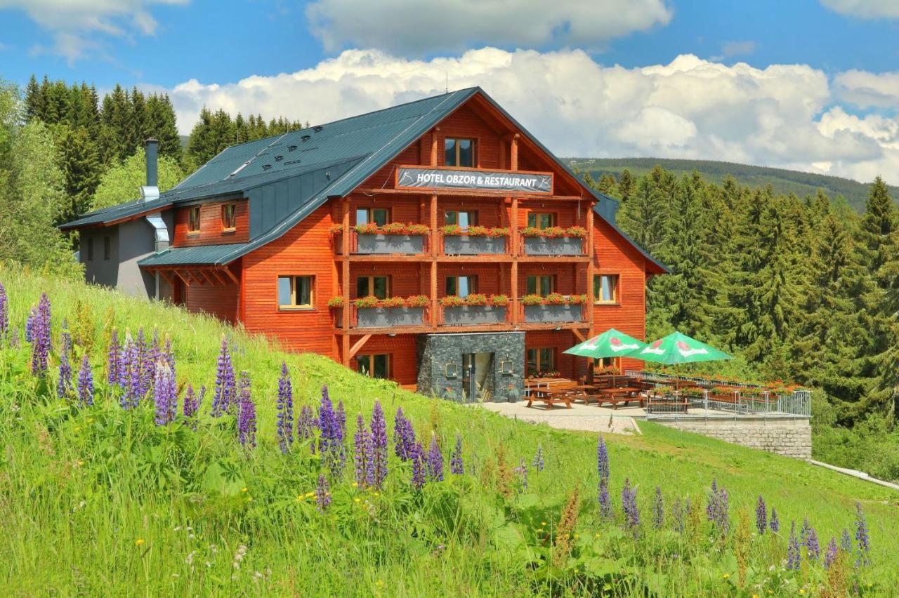 Obzor Hotel