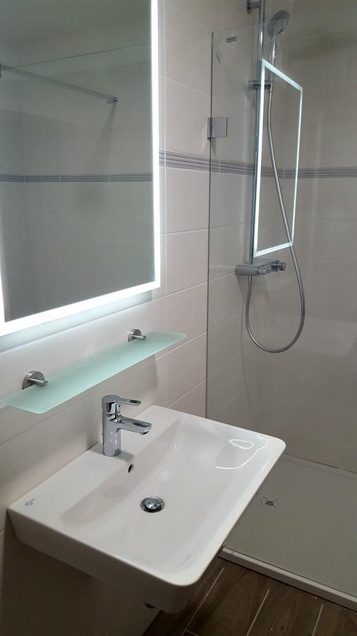 Hotel Obzor 3*