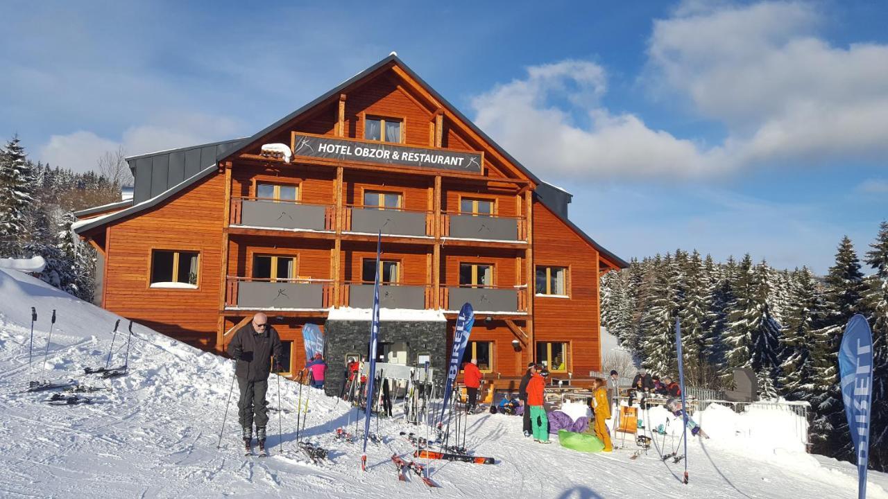 Obzor Pec pod Sněžkou